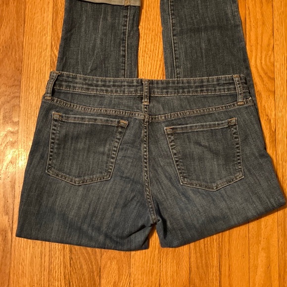 Gap straight leg cuffed jeans, sz: 6 - Picture 3 of 5